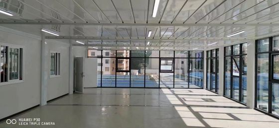 16 ฟุต 20 ฟุต พกพา สถานที่สํานักงาน ถัง 4 ห้องนอน พับ Flat Pack House